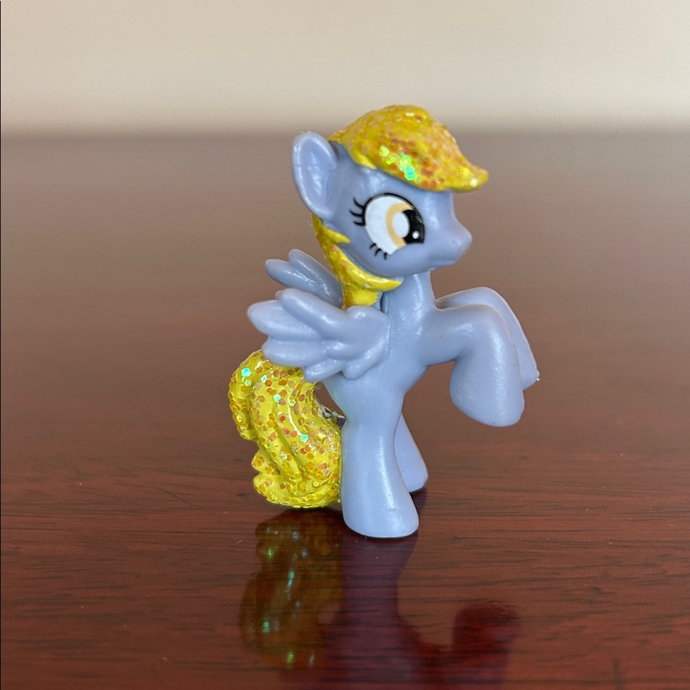 My Little Pony Derpy, G4 glitter, wave 22 mini blind bag